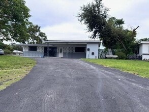 Building Photo - 6010 42nd Ave N