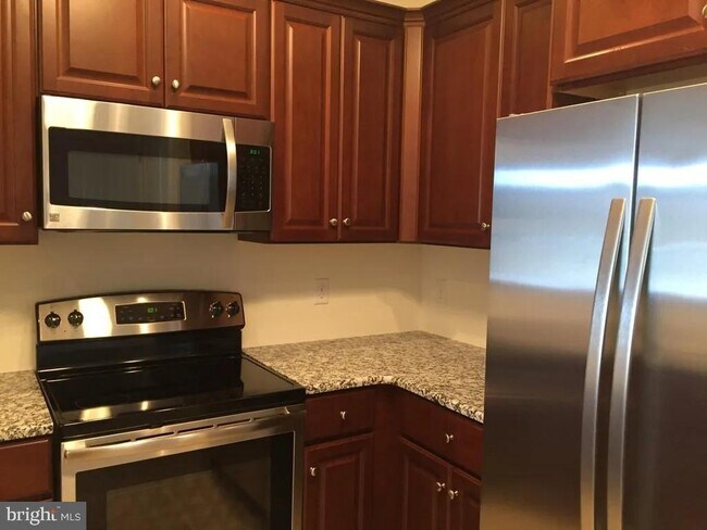 Building Photo - 131 Gilpin Dr