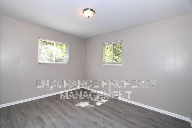 Building Photo - 3448 Ringwood St