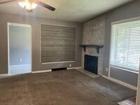 Building Photo - Tucking-2121