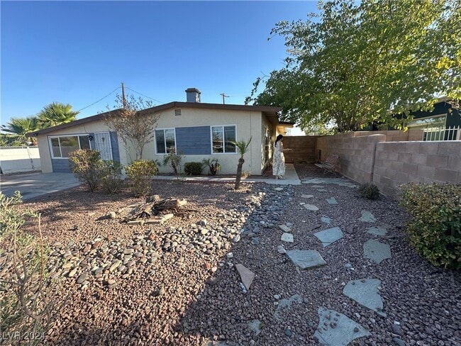 Building Photo - 5609 Gipsy Ave