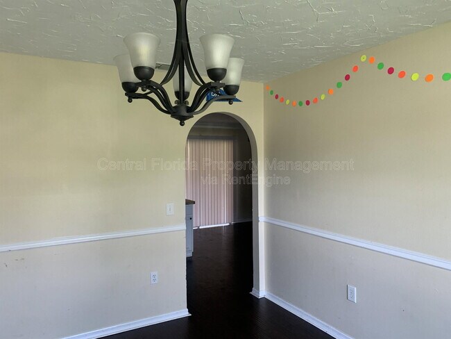 Building Photo - 4300 Iveyglen Ave