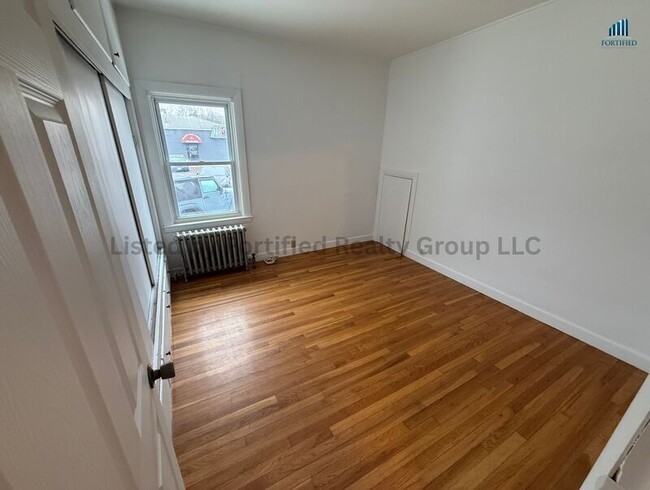 Building Photo - 79 County St