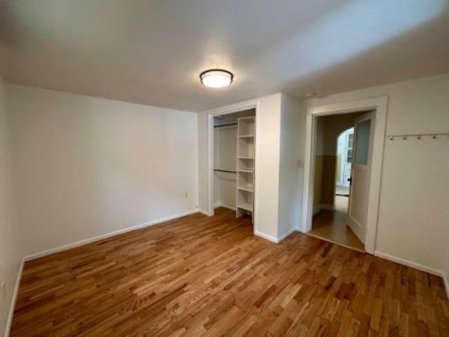 Building Photo - 507 W Alder St