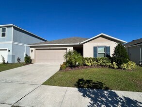 Building Photo - 3224 Eagle Hammock Cir