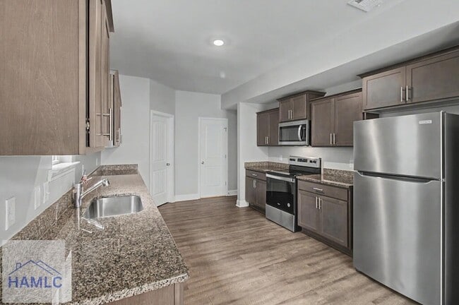 Building Photo - 702 Mill Creek Cir