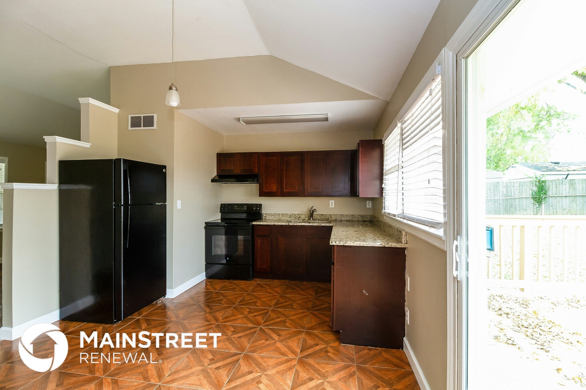 Building Photo - 9411 Dalton Dr