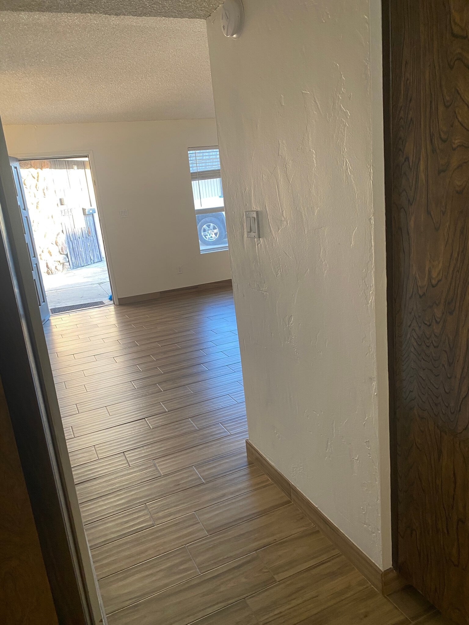 Building Photo - 742 Theta Cir