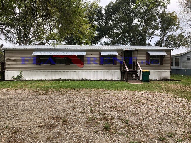 Primary Photo - **3/2 Manufactured home (St. Cloud)**