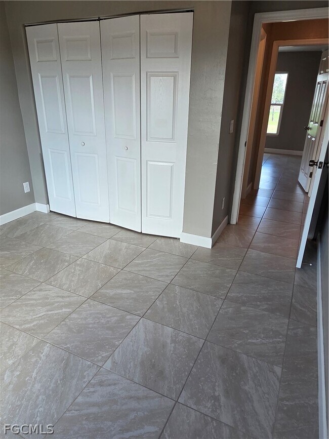 Building Photo - 1117 Gordon Ave S