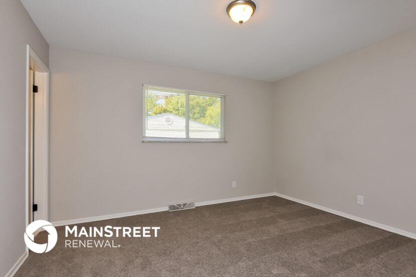 Building Photo - 2703 Arrow Heights Dr