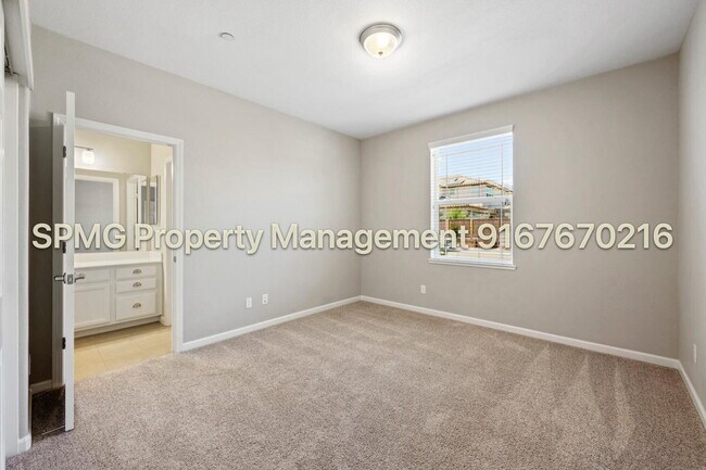 Building Photo - Modern Rocklin Home for Rent — 3 Bed, 2.5 Bath, 2,300 Sq Ft in Desirable Preserve Community