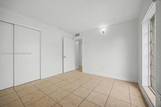 Building Photo - 7256 SW 94th Pl