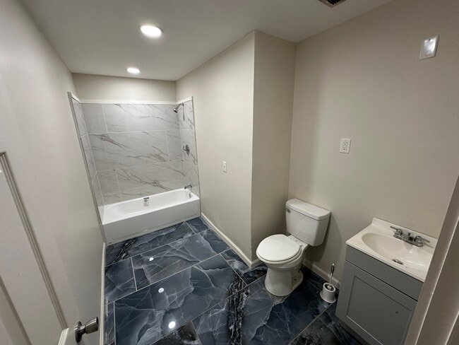 Building Photo - 476 Mineral Rd