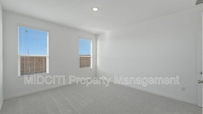 Building Photo - 1926 Wood Warbler