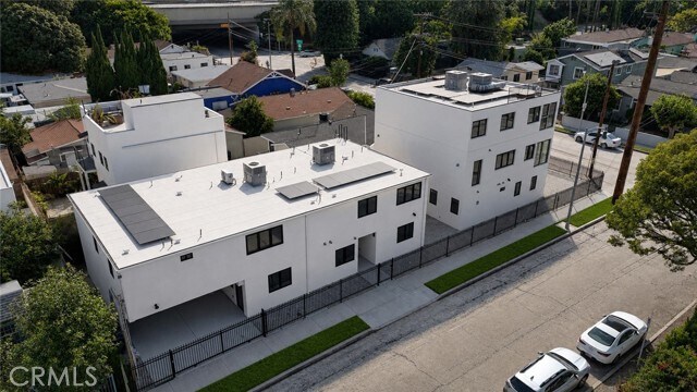 Building Photo - 2676 Newell St