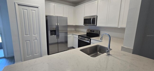 Building Photo - 3577 SE 37 Ct