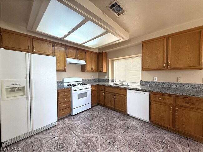 Building Photo - 4541 Fireside Ln
