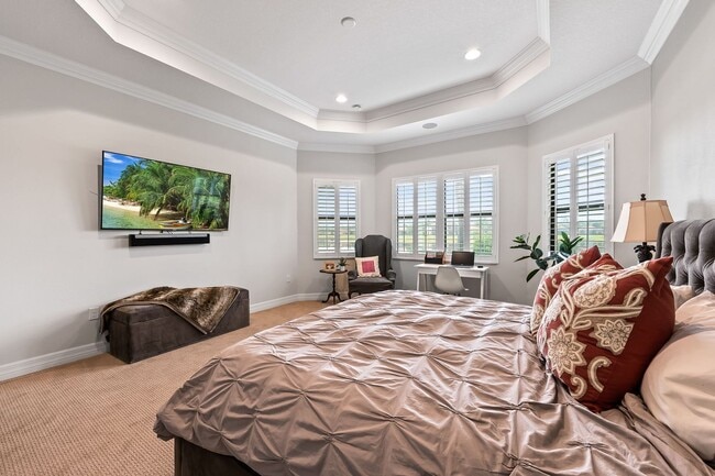 Building Photo - Furnished 3 Bedroom Luxurious Single Famil...
