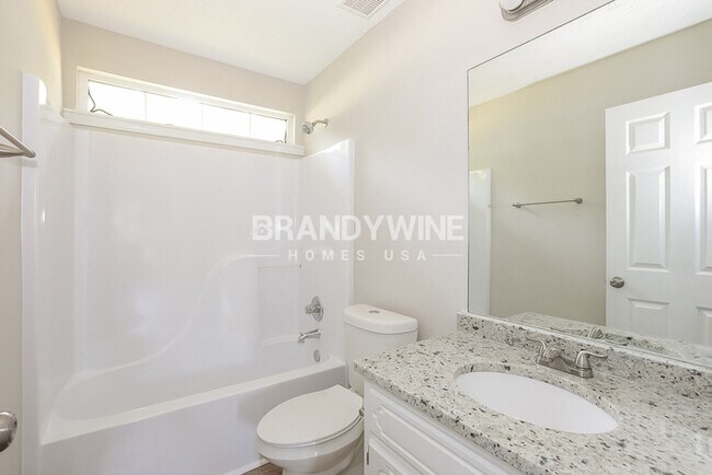 Building Photo - 148 Helen Dr