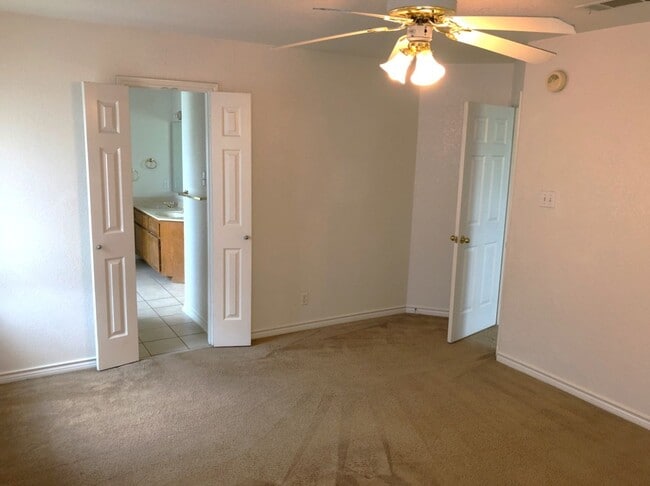 Building Photo - 3 Bedroom 2 Bath in Killeen Tx