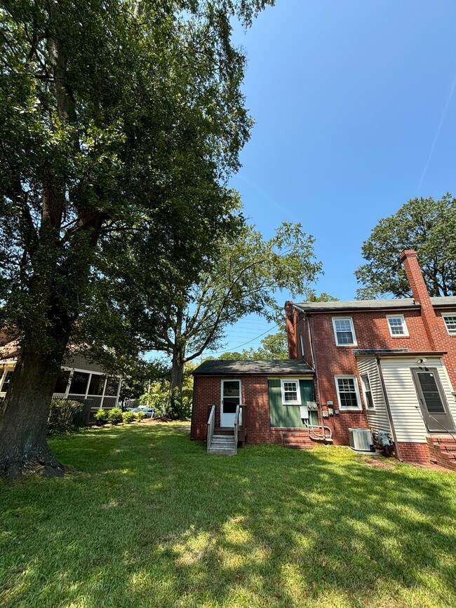 Building Photo - 3109 Clark Ave