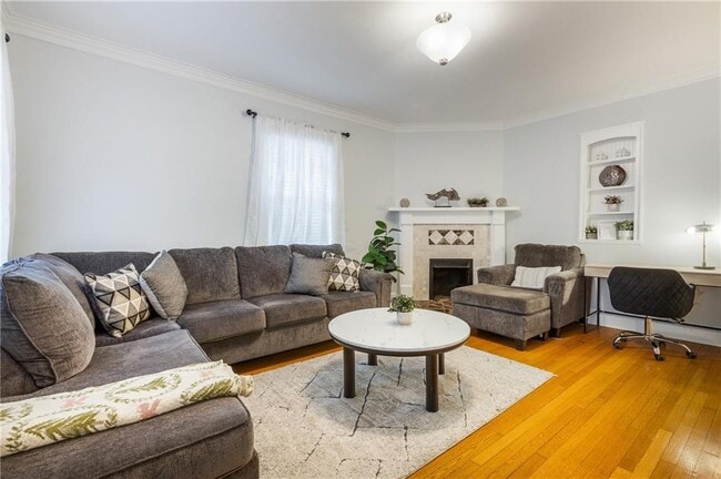 Building Photo - 71 17th St NE