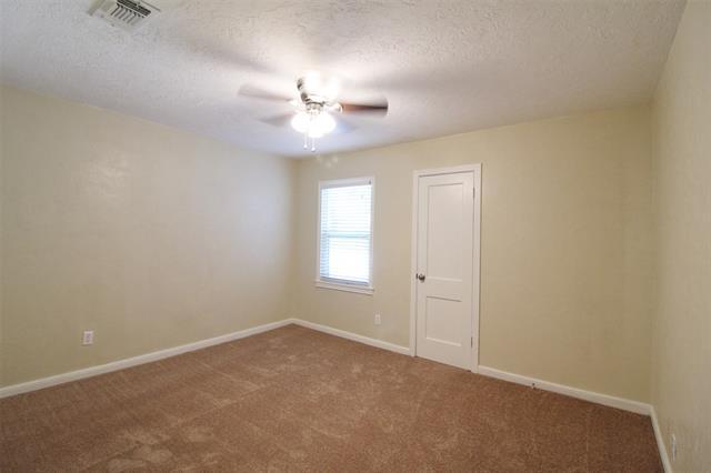 Building Photo - 5441 Thomas Ln