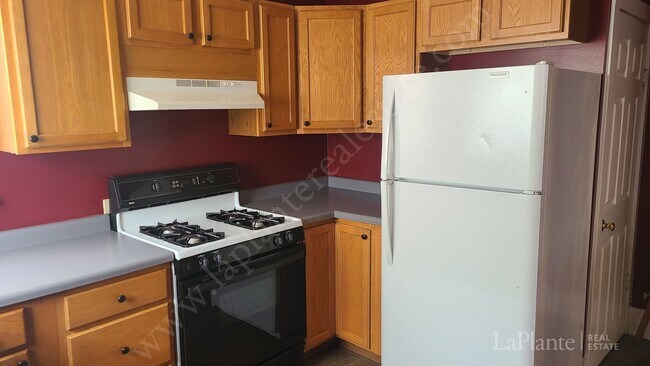 Building Photo - East Toledo Home for Rent