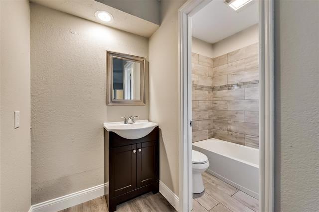 Building Photo - 119 Chris Ct
