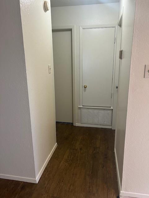Building Photo - 501 Hedgewood Dr