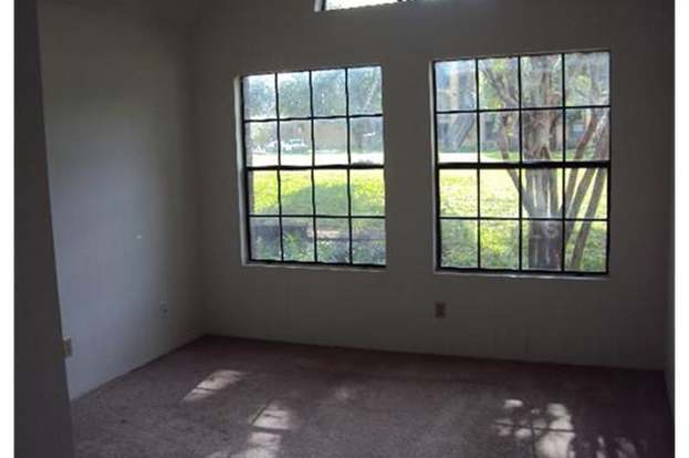 Building Photo - 420 Forestway Cir