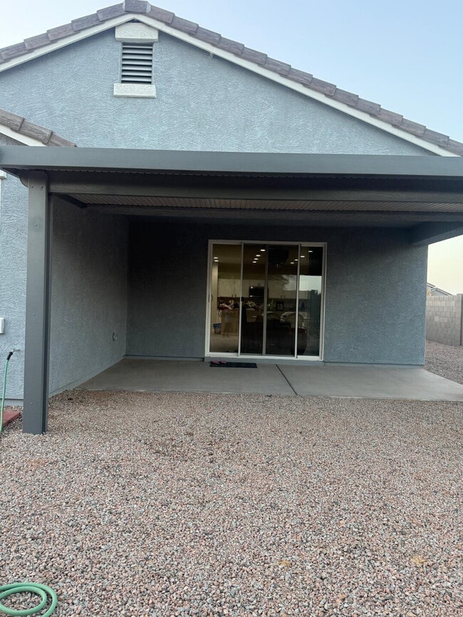 Building Photo - 35963 W San Alvarez Ave