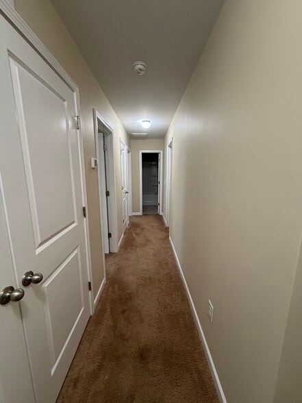 Building Photo - 3556 Jetstream Dr NW