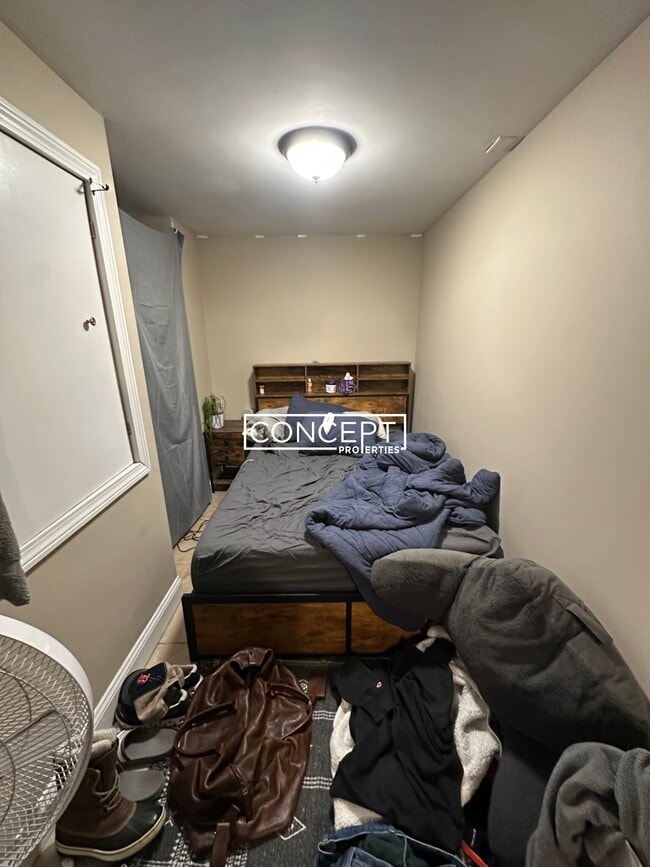 Building Photo - 6A Sunset St. Unit 1