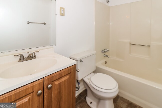 Building Photo - 3414 Velvet Creek Dr SW