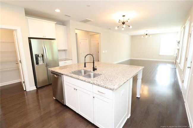 Building Photo - 240 Mystwood Hollow Cir
