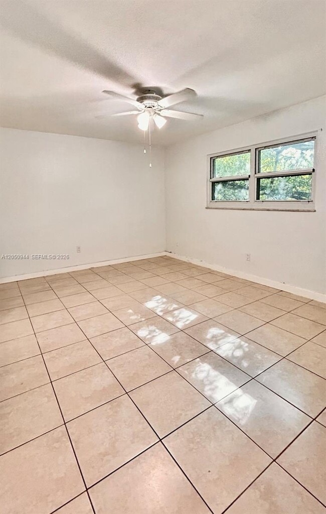 Building Photo - 3265 Griffin Rd