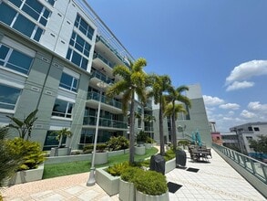 Building Photo - COMING SOON -Luxurious 2/2 Modern Condo in Prestigious Channelside with Resort-Style Amenities