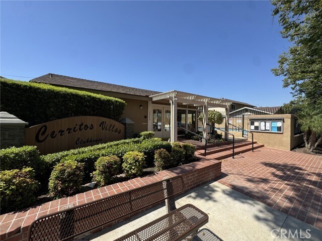 Building Photo - 16748 Cedarwood Cir