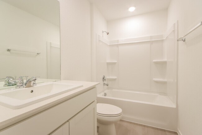 Building Photo - 31428 Moore Rd