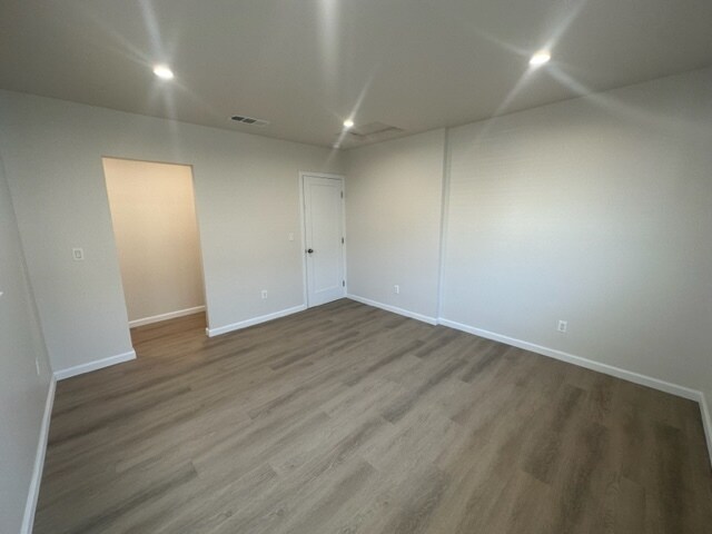 Building Photo - 311 W Newmark Ave