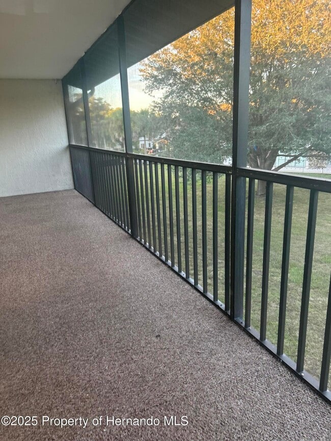 Building Photo - 6452 River Run Blvd