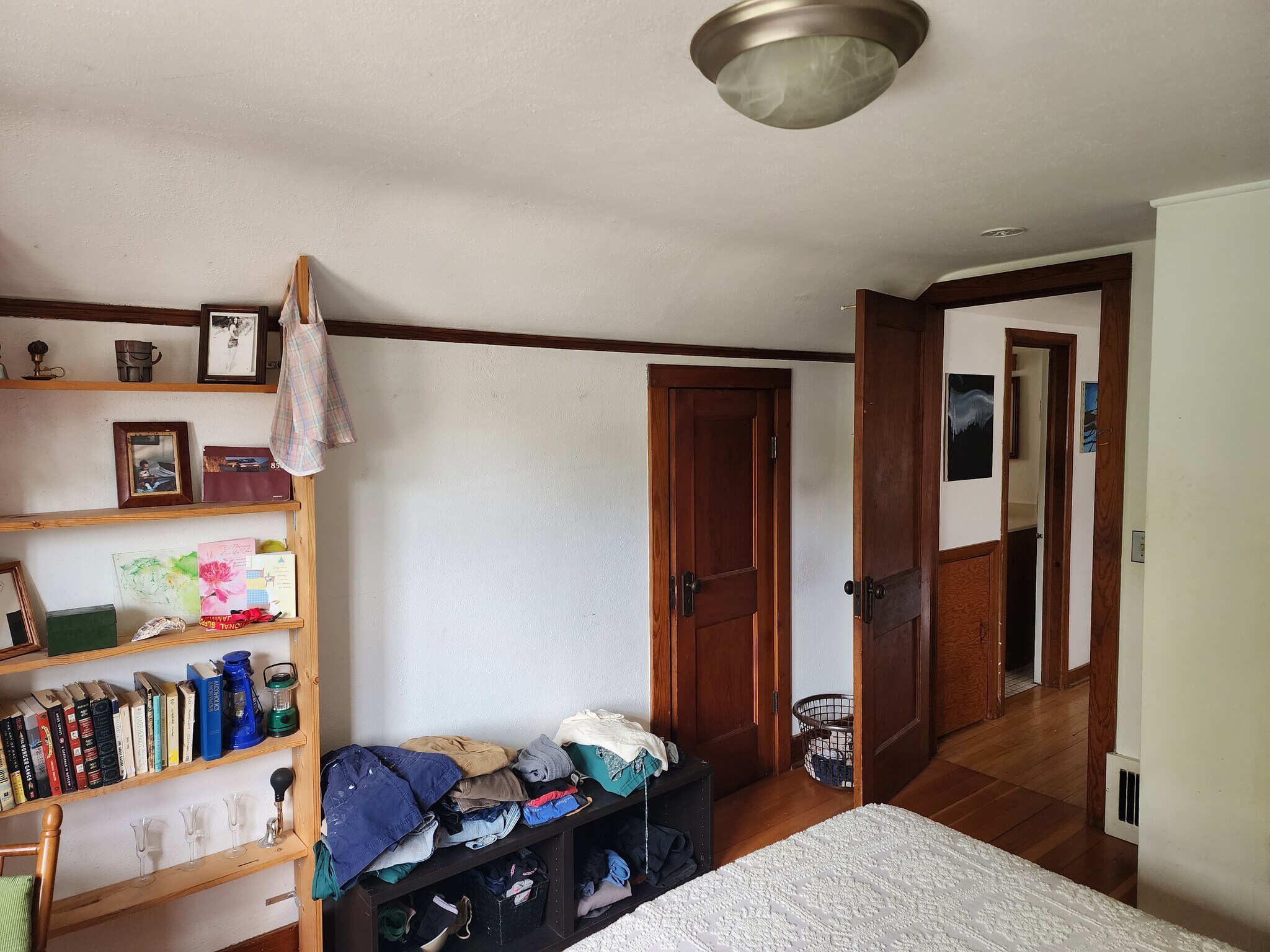 Bedroom - 2105 E Washington Ave