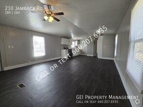 Building Photo - 210 Jamback Rd