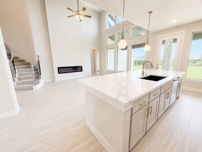 Building Photo - 31546 Meadow Place Ln