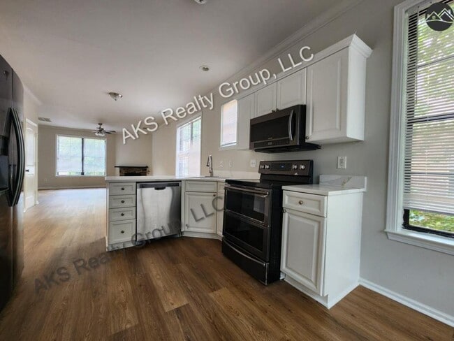 Building Photo - 2269 Ridgemont Dr