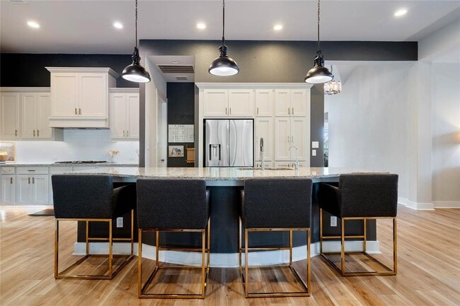 Building Photo - 2500 Yuma Trl