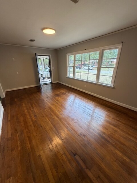 Building Photo - 3539 Honeysuckle Rd