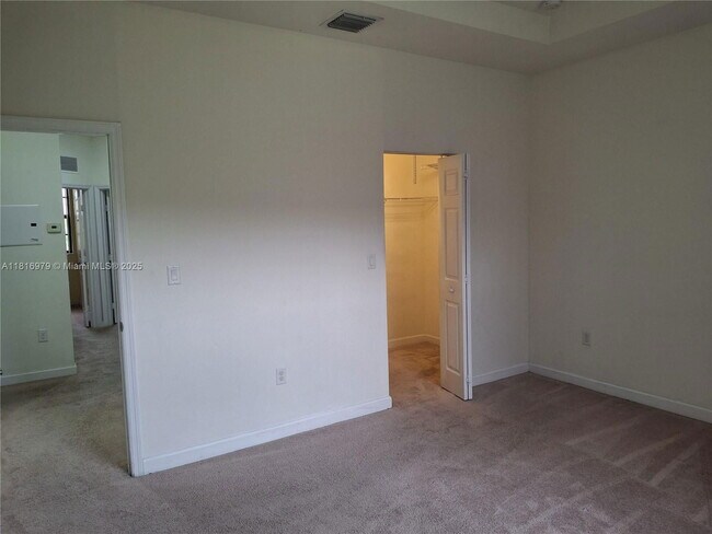Building Photo - 9320 W 33rd Ln